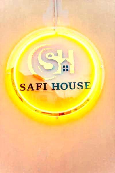 Safi House Bed and Breakfast Boma la Ngombe Εξωτερικό φωτογραφία